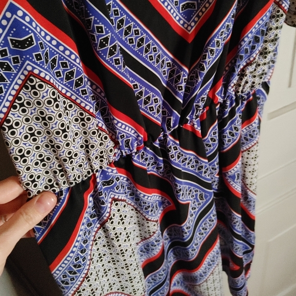 2/$25 Suzy Sheir Geometric Dress - Picture 4 of 8